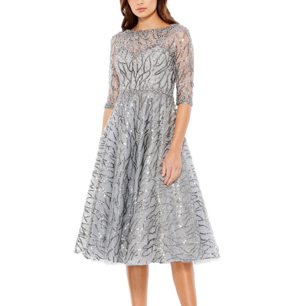 Mac Duggal 20252 Platinum Gray Beaded Bateau‎ Neck Tea Length Dress Size 12 NWT